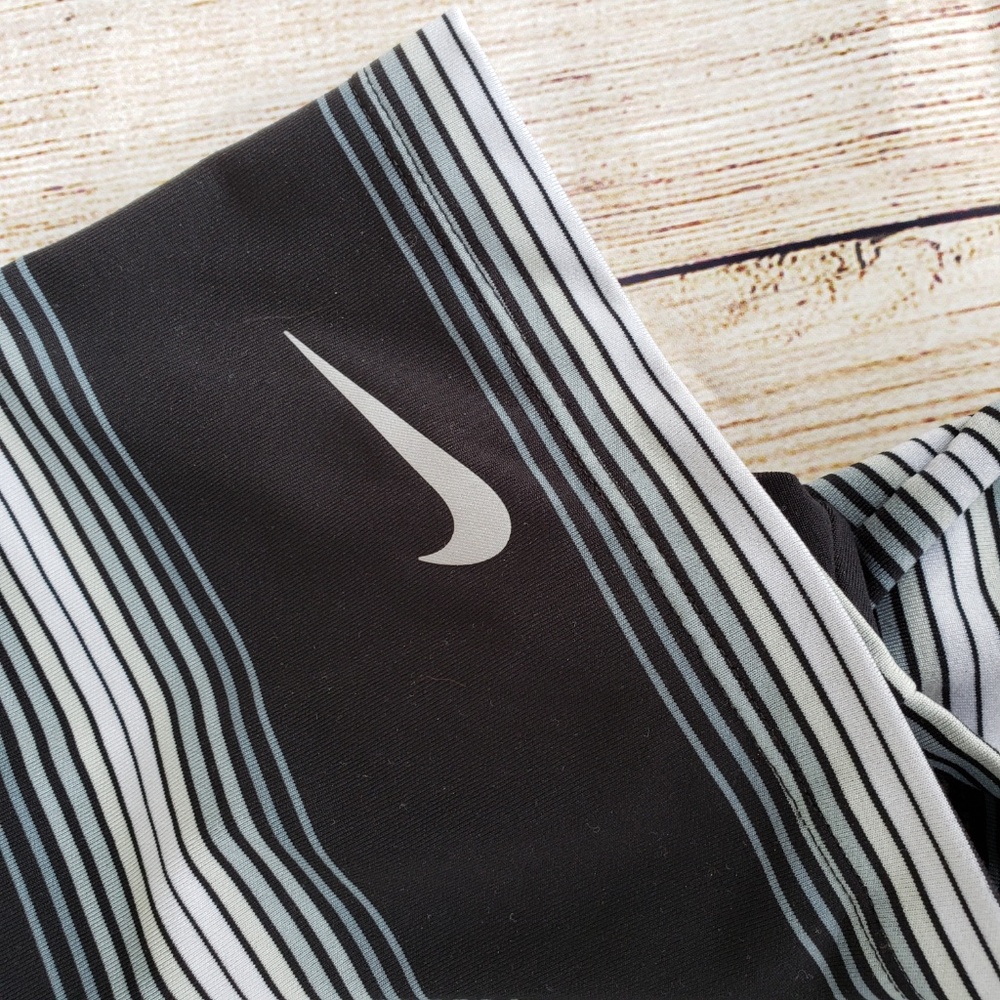 Lot of 2 nike golf drifit polo shirts striped Lg - Picture 5 of 8